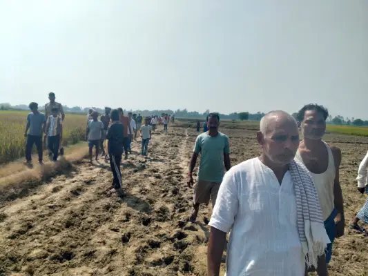 Ambedkar Nagar News: तालाब में मिला 15 वर्षीय किशोर का शव, परिवार में मचा कोहराम